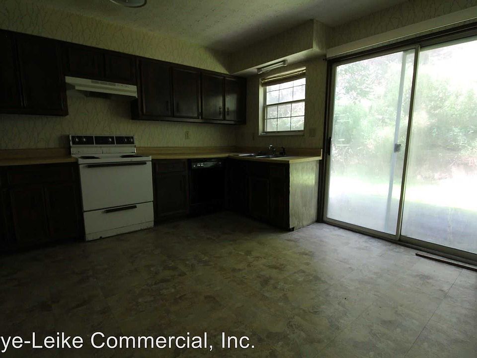 2nd image of 116 Glassboro Dr