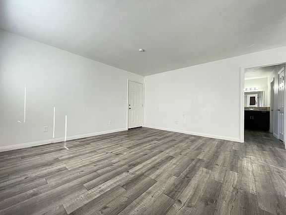 4th image of 2625 Van Patten St APT 09