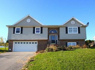 330 Kormit Dr, Red Lion, PA 17356