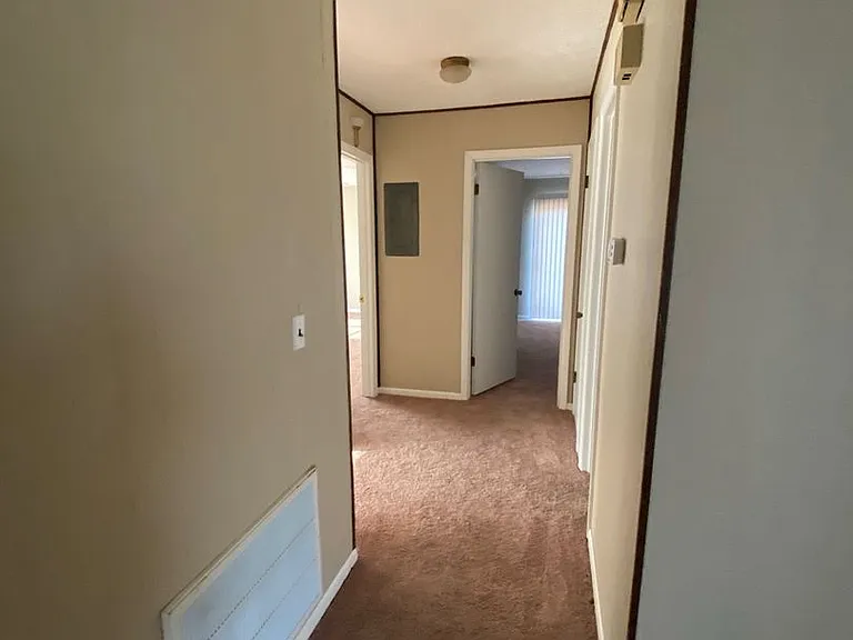 233 S Jan Dr — Photo 7