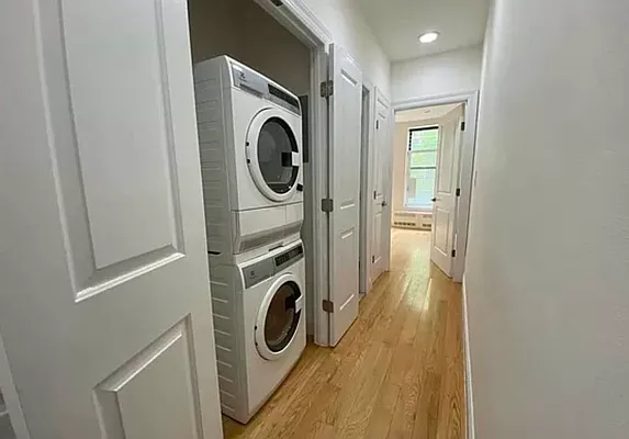 Rented by EastMount Realty LLC | media 33