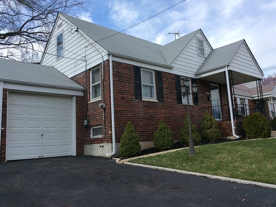 2nd image of 1743 Dill Ave