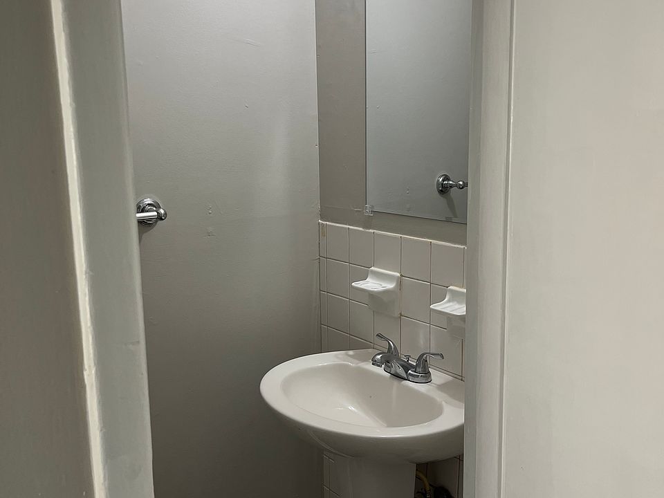 Photo is representative