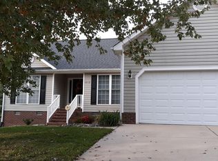 3418 Derbywood Dr, Greensboro, NC 27410