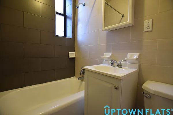 Rented by Uptown Flats LLC | media 19