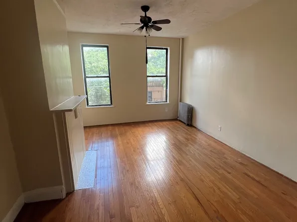 416 Prospect Avenue image 1 of 6
