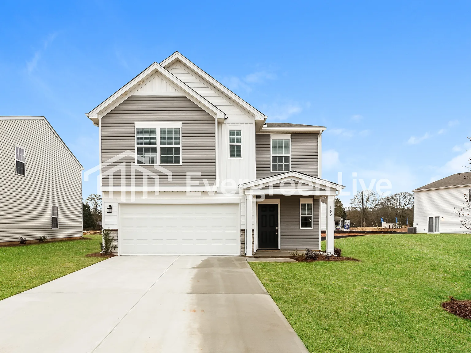5 bed, 3.0 bath, 2578 sqft, $2,120 — Photo 2