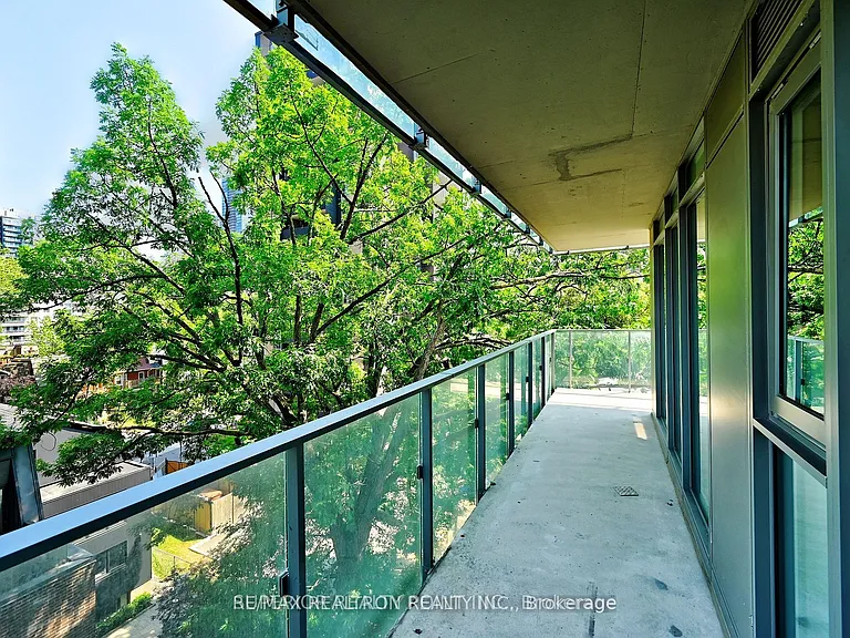 50 Wellesley St E #704 — Photo 14