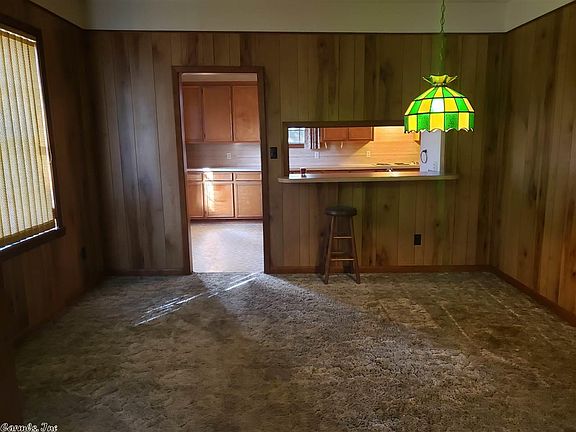 5th image of 1319 W 33rd Ave