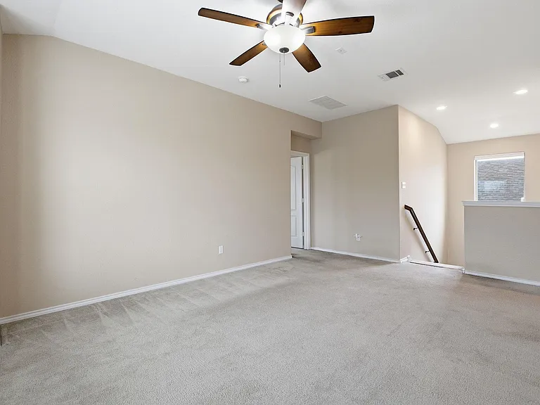 2950 E Old Settlers Blvd #29 — Photo 21