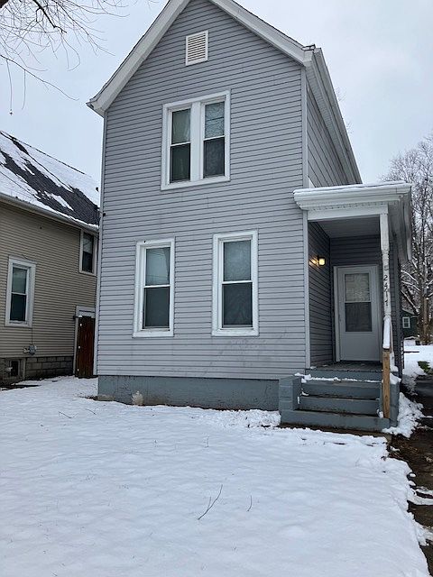 1st image of 2417 NE Madison Ave
