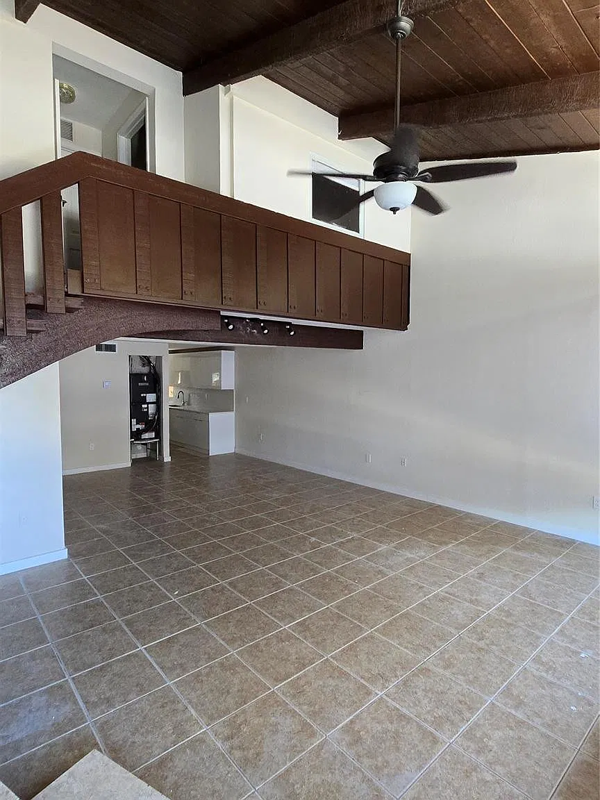 3 bed, 3.0 bath, 1634 sqft, $2,800 — Photo 3
