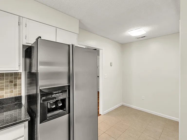 925 Cleveland St #289 — Photo 4
