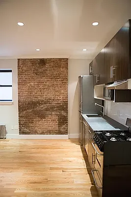 Rented by REAL New York | media 12