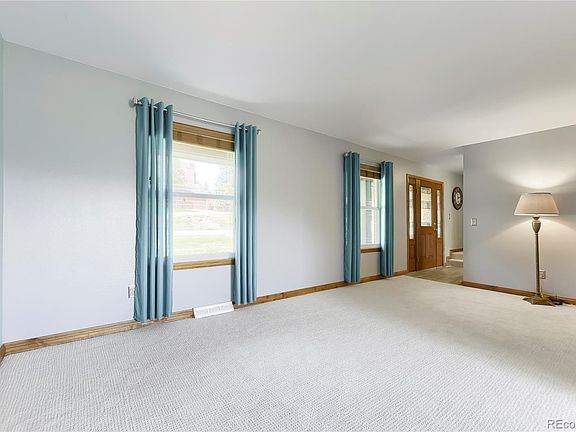 5th image of 6816 Hillpark Avenue