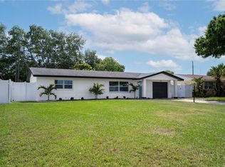 11932 85th Ter, Seminole, FL 33772