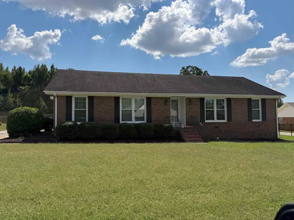 110 Lancaster Rd, Florence, AL 35633