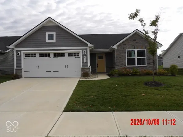 2711 Sand Hollow Dr, Lebanon, IN 46052