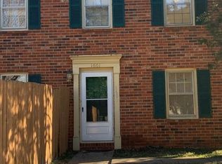 1601 Meadow Dr, Fredericksburg, VA 22405