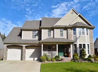 27645 Coleridge St, Harrison Twp, MI