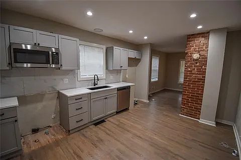 2nd image of 2923 Highland Ave