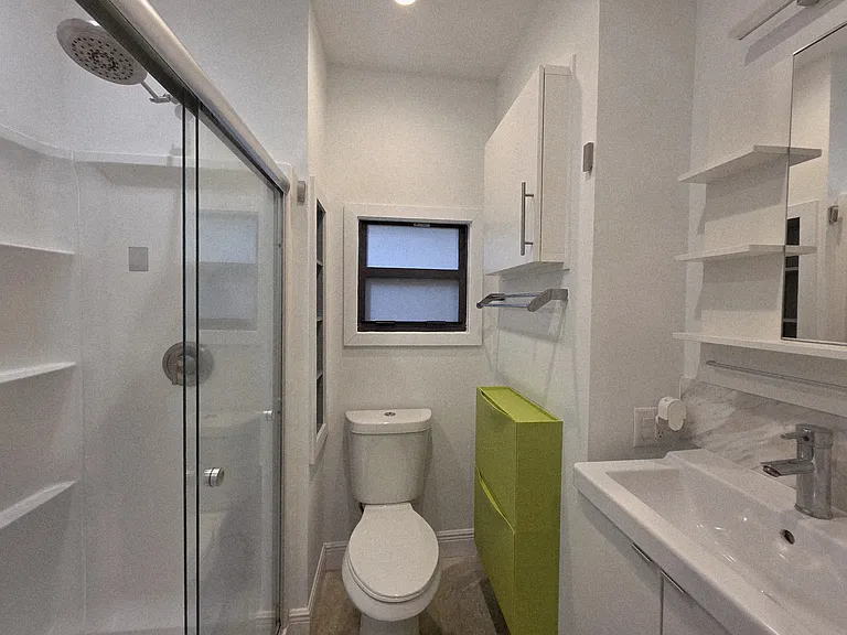 SW 182nd Ave — Photo 6