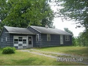 8090 Link Rd photo 1