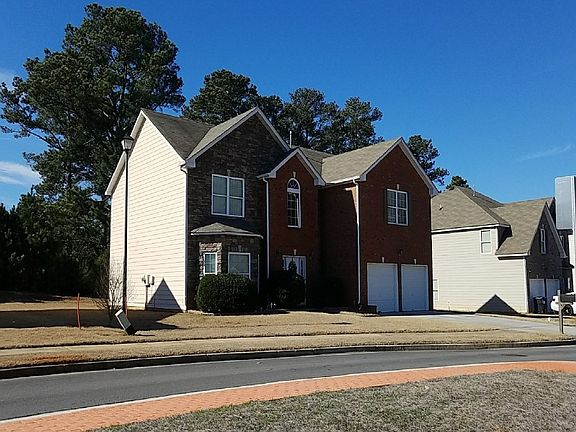 3rd image of 3131 Avondale Dr SE