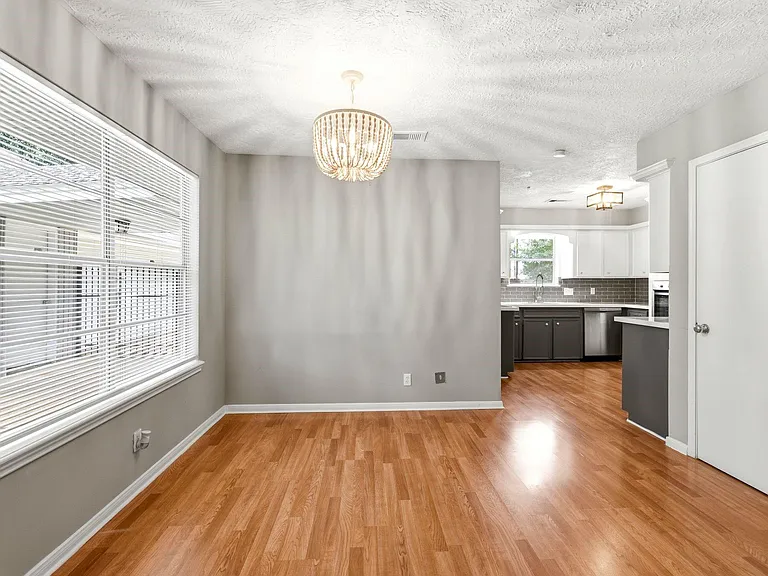 7902 Lichen Ln — Photo 14
