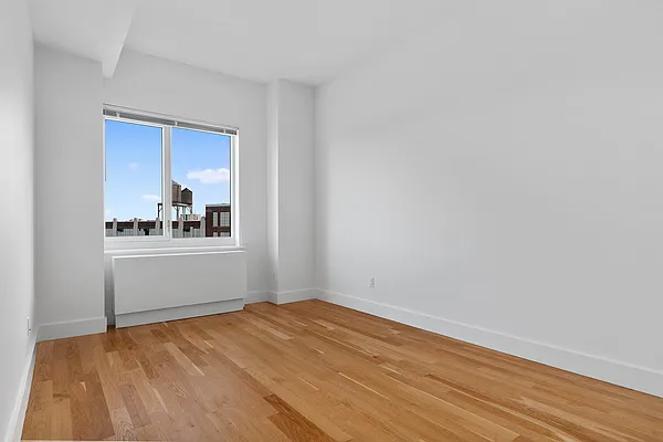 Rented by MNS | media 18