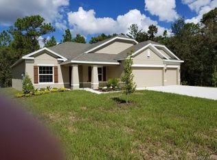24 Holly Ct, Homosassa, FL 34446