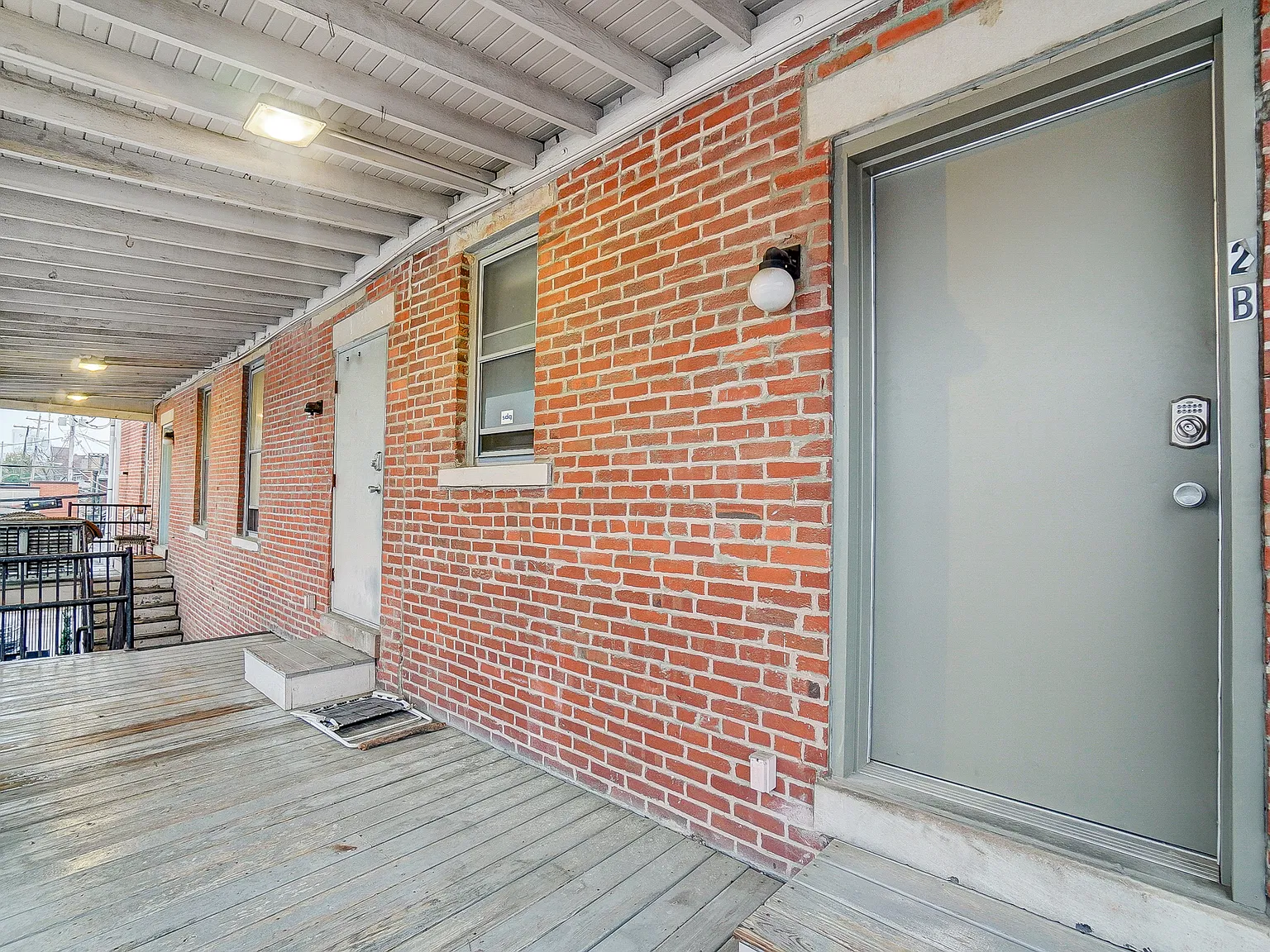 1 bed, 1000 sqft, $1,330 — Photo 3