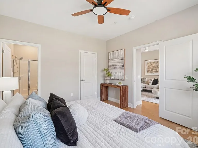 1308 Kenilworth Ave #432 — Photo 8