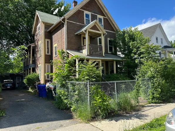 26 Hebron St, Springfield, MA 01107