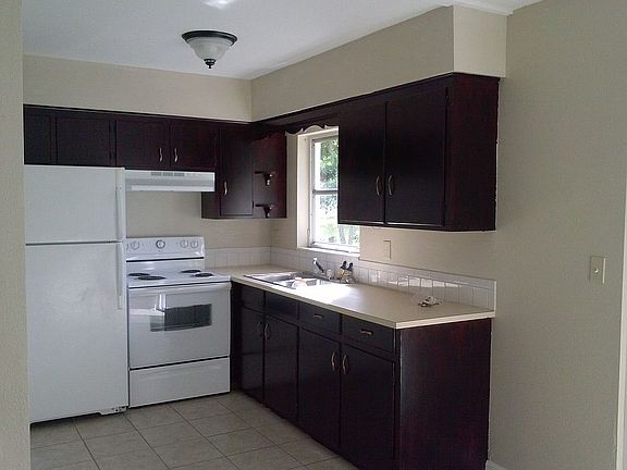 2nd image of 1195 Pine Lake Dr