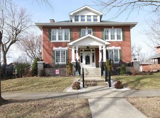 708 Cypress St, Highland, IL