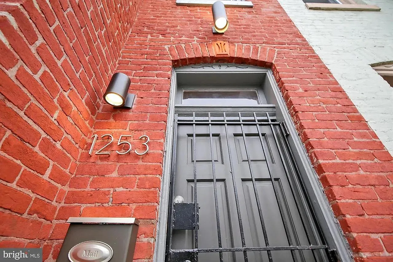 1253 Wylie St NE — Photo 4