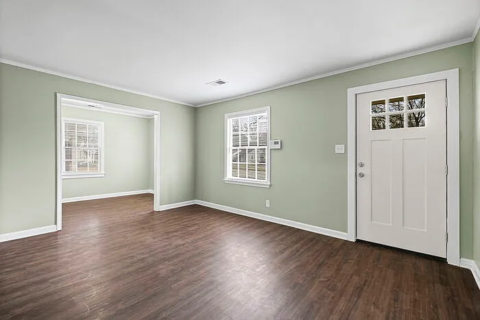 4 bed, 2.0 bath, 1440 sqft, $1,995 — Photo 3
