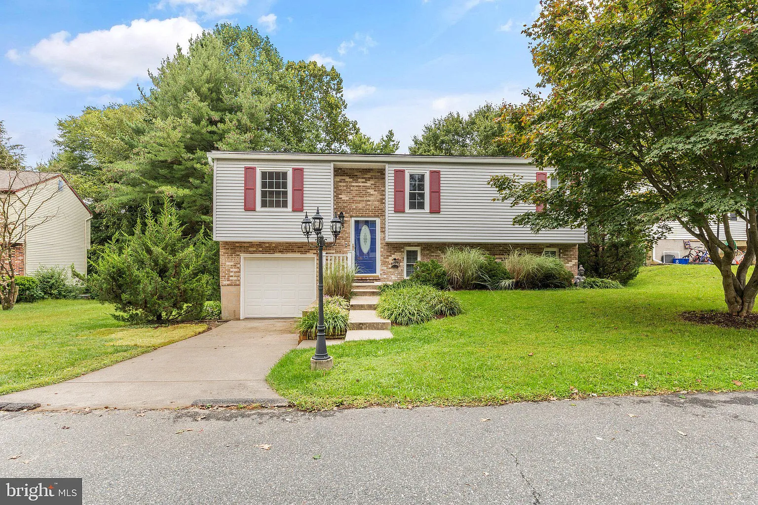 5 Overbrook Ln photo 1
