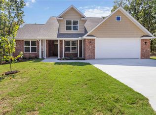 4 Muirkirk Ln, Bella Vista, AR 72715