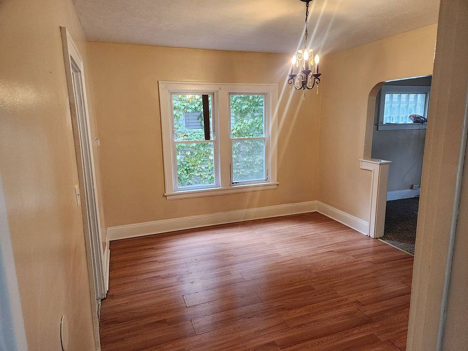 1st image of 481 E 147th St #1