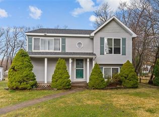 31 Chestnut St, Cumberland, RI 02864