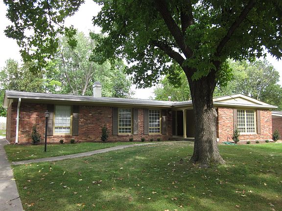 2nd image of 848 Claymont Dr