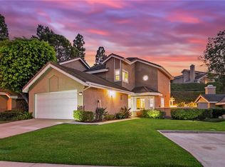 6220 E Garnet Cir, Anaheim, CA