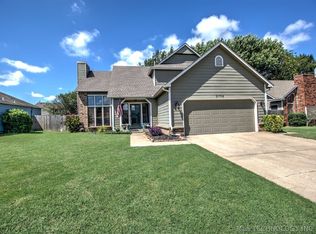 3712 S Dogwood Ave, Broken Arrow, OK 74011