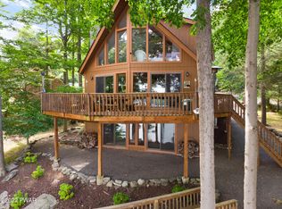 12 Glen Rd, Lake Ariel, PA 18436