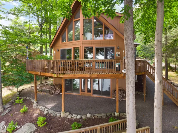 12 Glen Rd, Lake Ariel, PA 18436