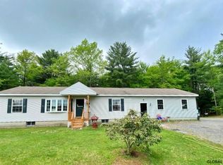 160 S Line Rd, Middle Grove, NY 12850