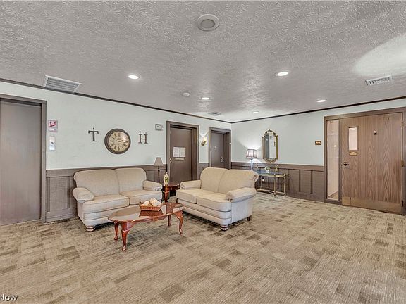 4th image of 4849 Grace Rd Unit 125