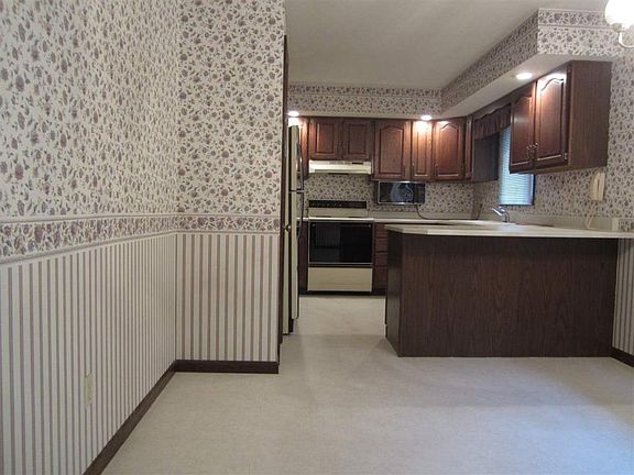 3rd image of 25479 Alfonsa Dr